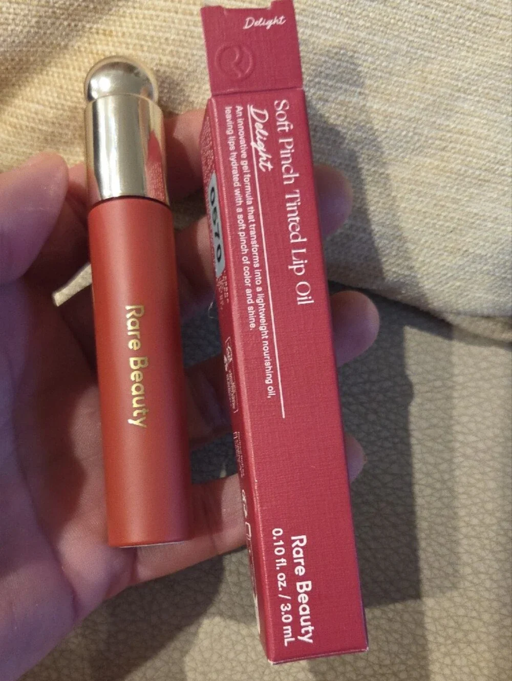 Rare Beauty Soft Pinch Tinted Lip Oil - Delight (rose red)NIB